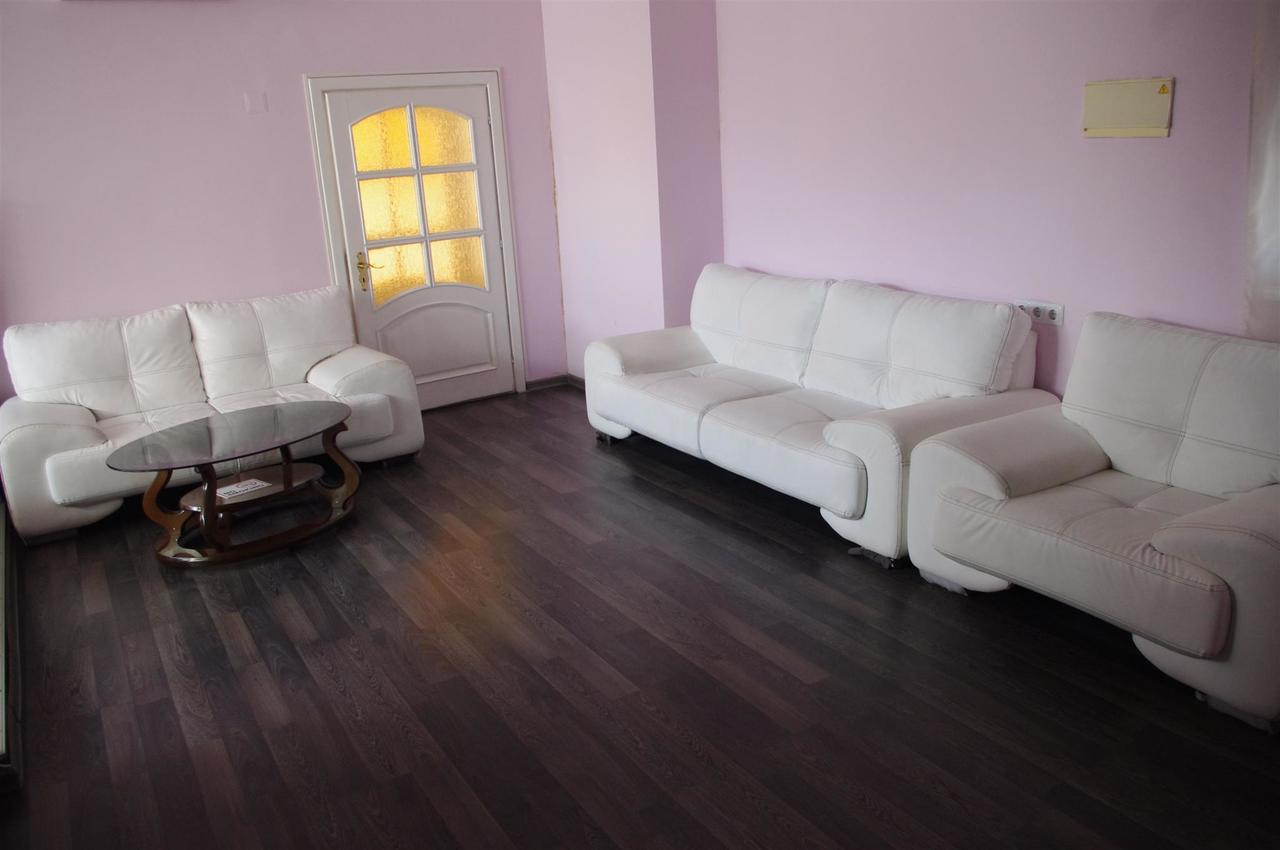 Emperum Nelson Hotel Kiszyniów Zewnętrze zdjęcie