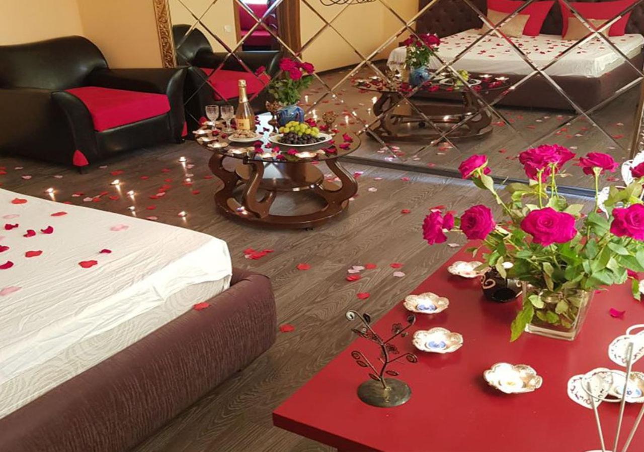 Emperum Nelson Hotel Kiszyniów Zewnętrze zdjęcie