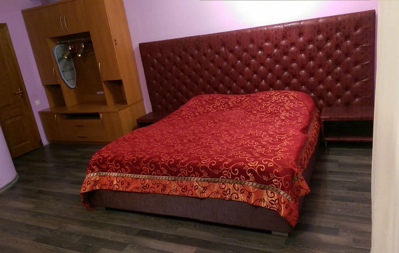 Emperum Nelson Hotel Kiszyniów Zewnętrze zdjęcie