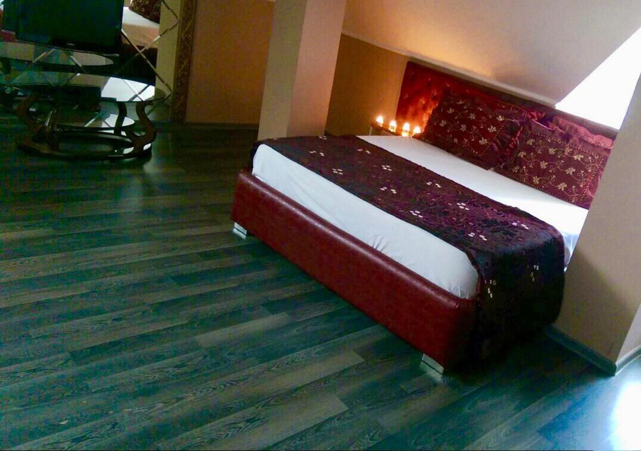 Emperum Nelson Hotel Kiszyniów Zewnętrze zdjęcie