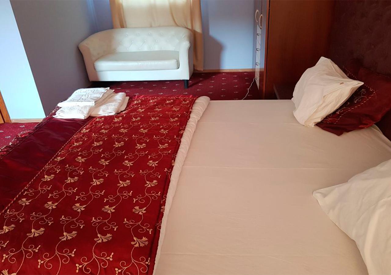 Emperum Nelson Hotel Kiszyniów Zewnętrze zdjęcie